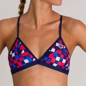 NWT ARENA TIE BACK BIKINI TOP